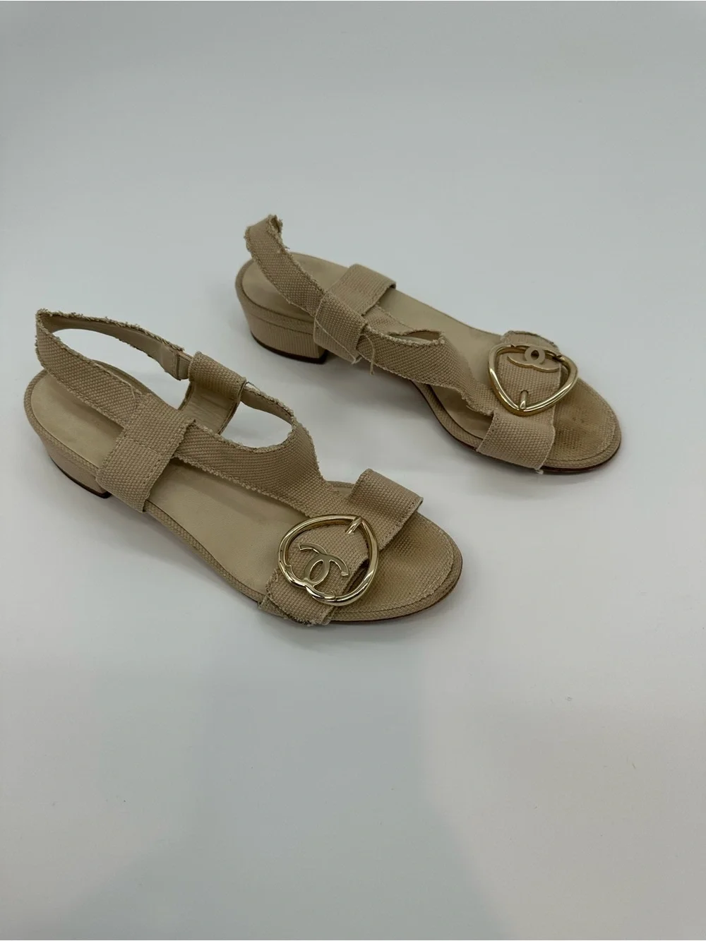 CHANEL Beige Canvas Slingback Sandals with Gold CC Accent. Authentic Vintage